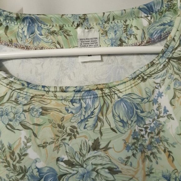 New Floral Knit Blouse M Mint Blue Scoop Dolman Short Sleeve Top Light & Breezy - Picture 6 of 6